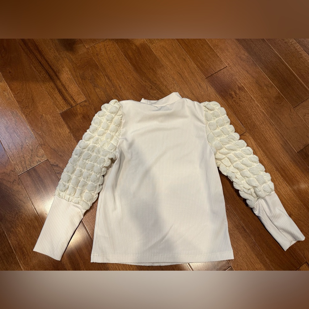 PatPat Cream Textured Top